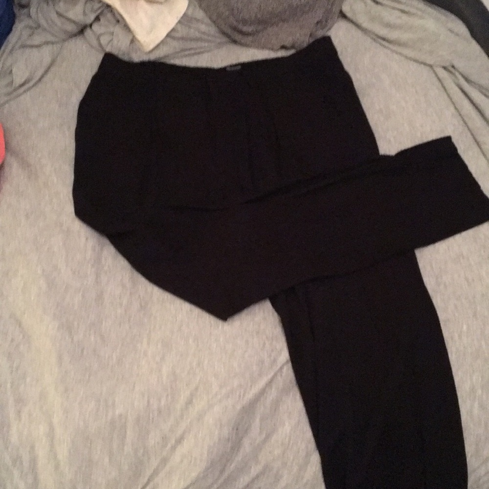 business casual capris